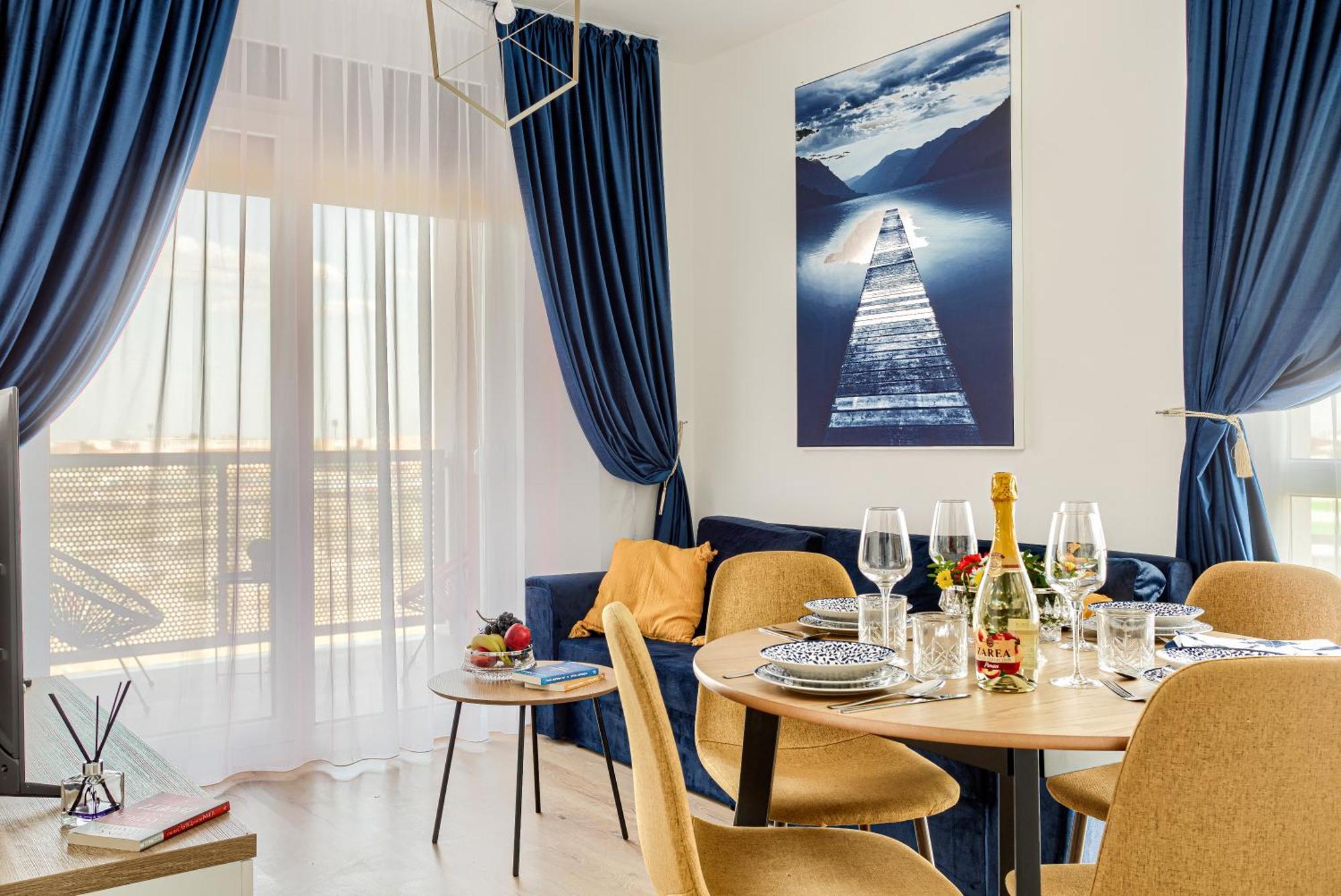 Ari Navy Apartment - High-End Residence Арад Экстерьер фото
