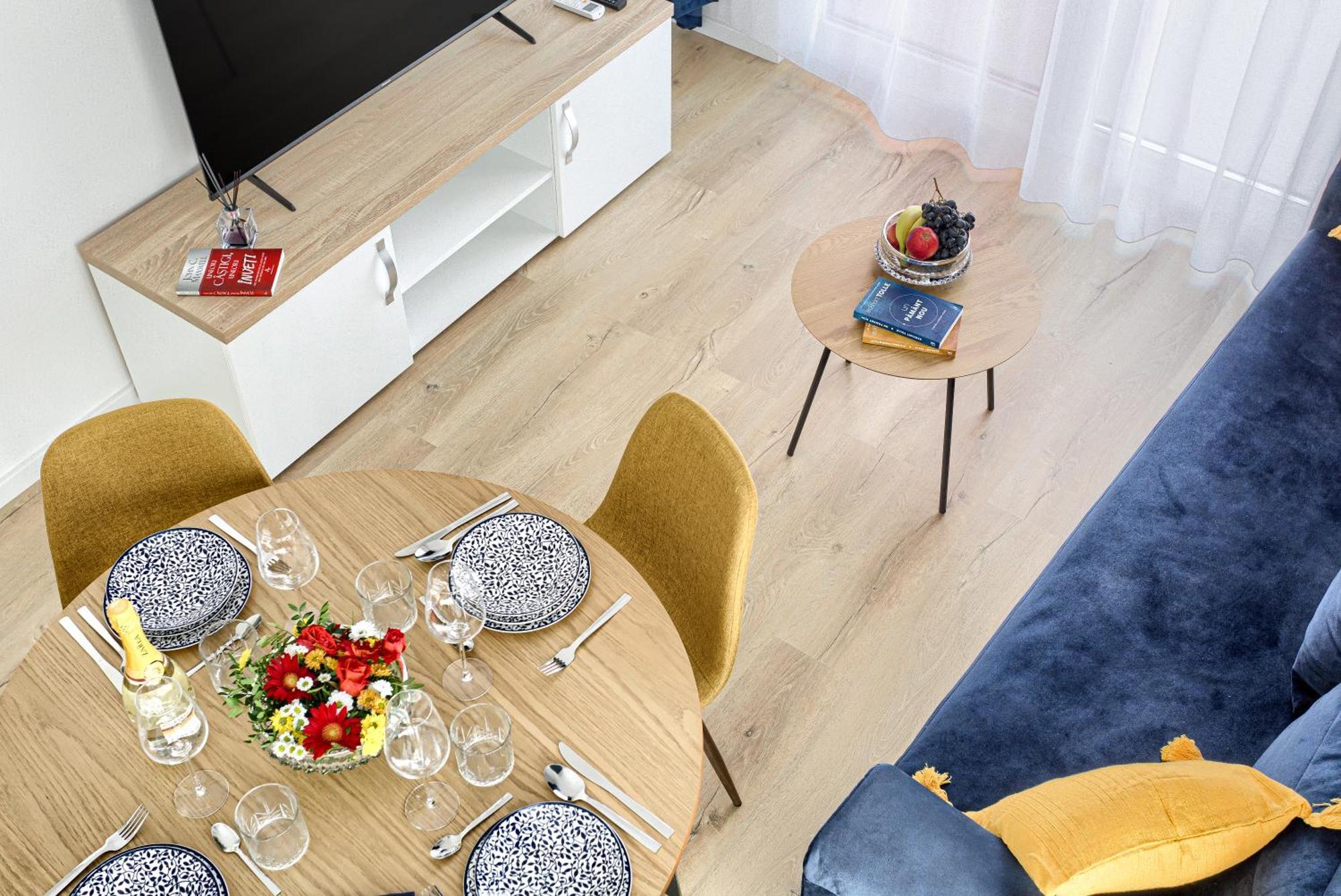 Ari Navy Apartment - High-End Residence Арад Экстерьер фото